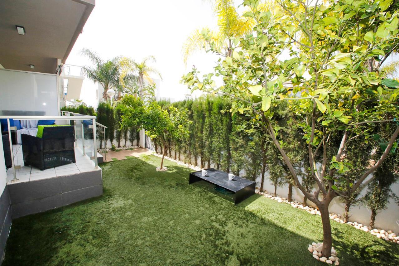 Fantastic Home With Ac, Pool And Bbq โรฮาเลส ภายนอก รูปภาพ