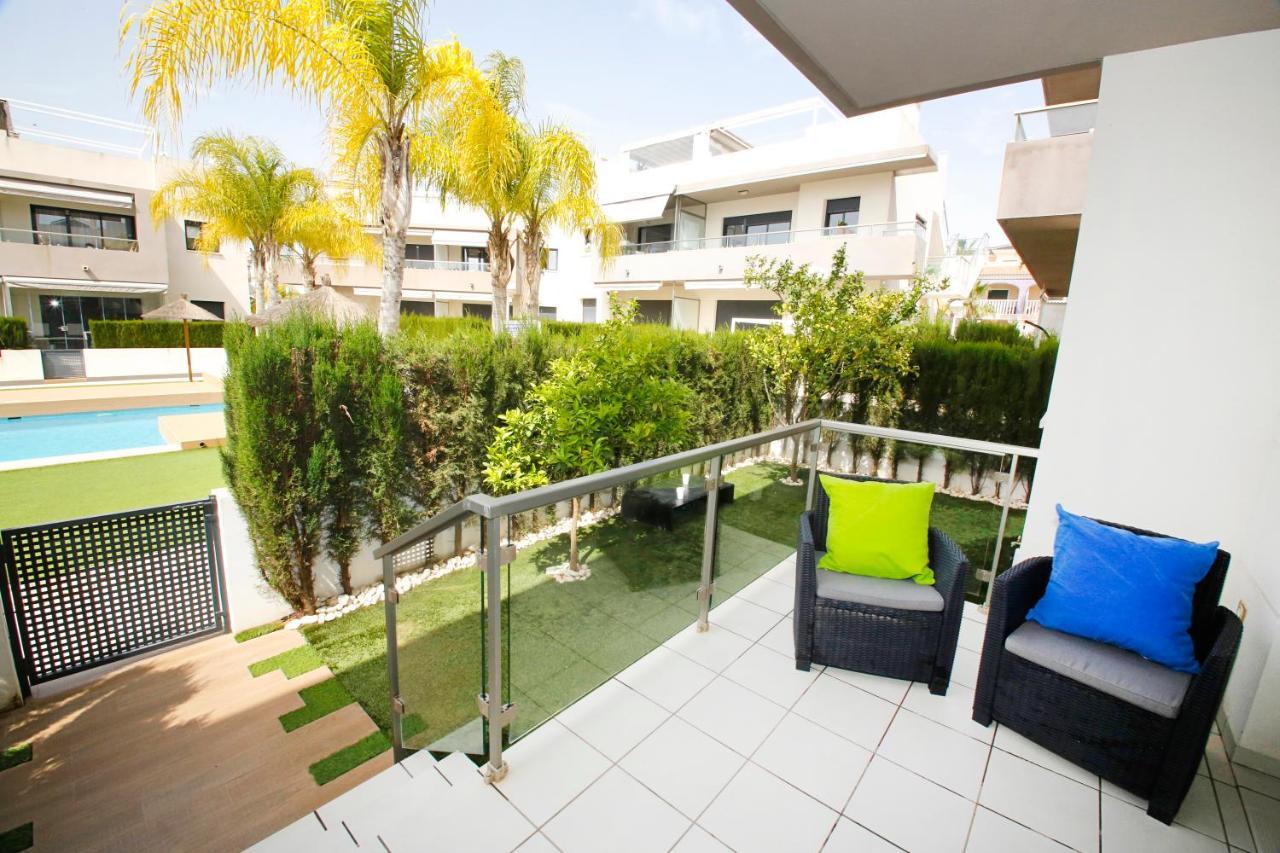 Fantastic Home With Ac, Pool And Bbq โรฮาเลส ภายนอก รูปภาพ