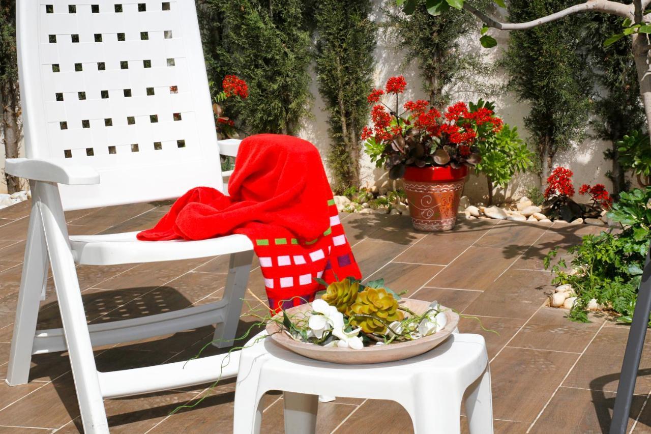 Fantastic Home With Ac, Pool And Bbq โรฮาเลส ภายนอก รูปภาพ